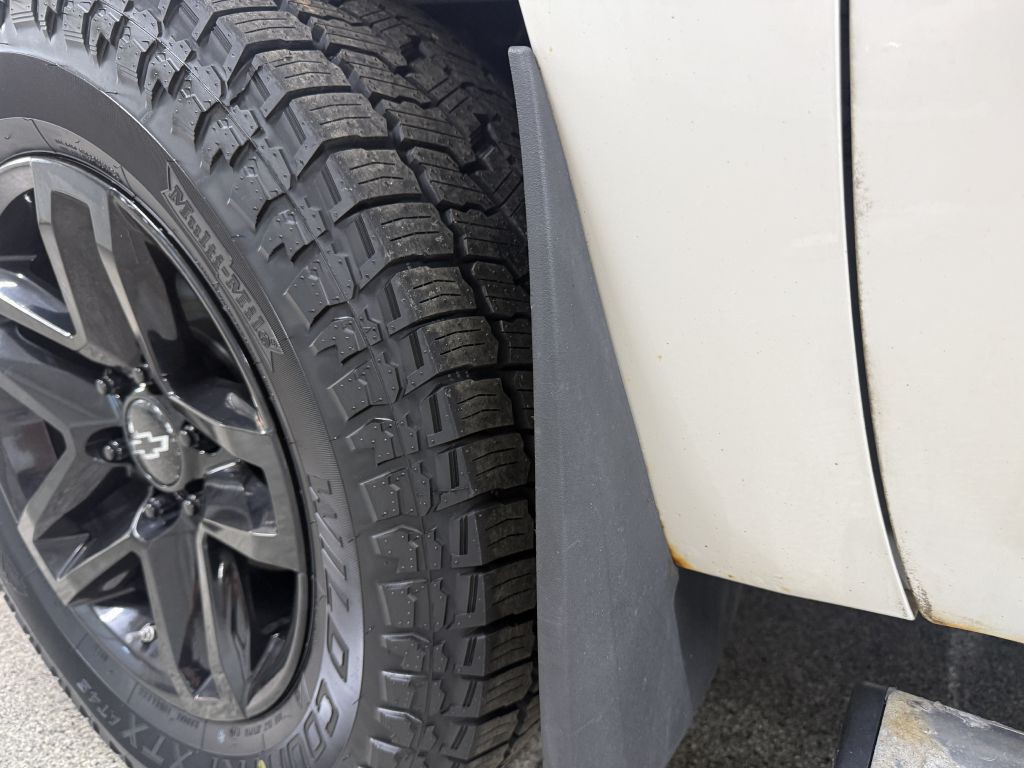 2014 Chevrolet Suburban Image 44