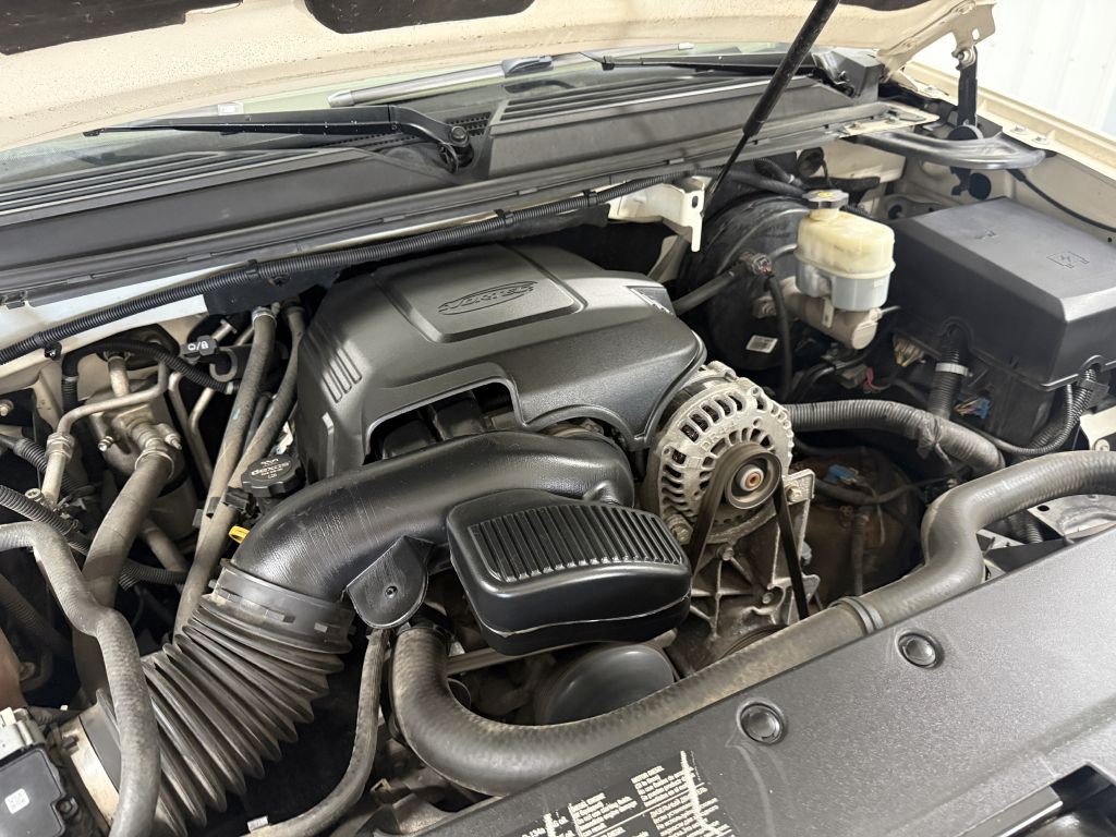 2014 Chevrolet Suburban Image 46