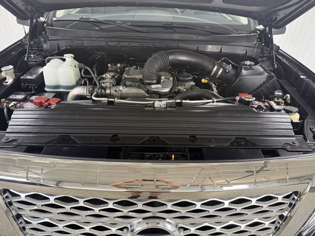2016 Nissan Titan Image 43