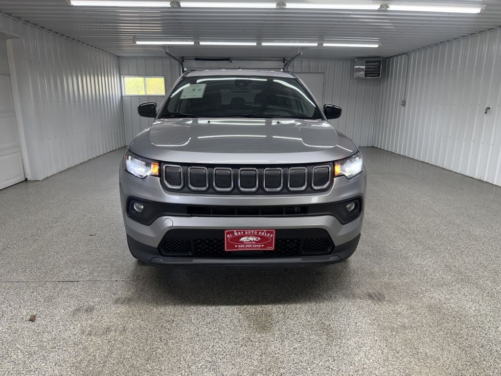 2022 Jeep Compass Image 2