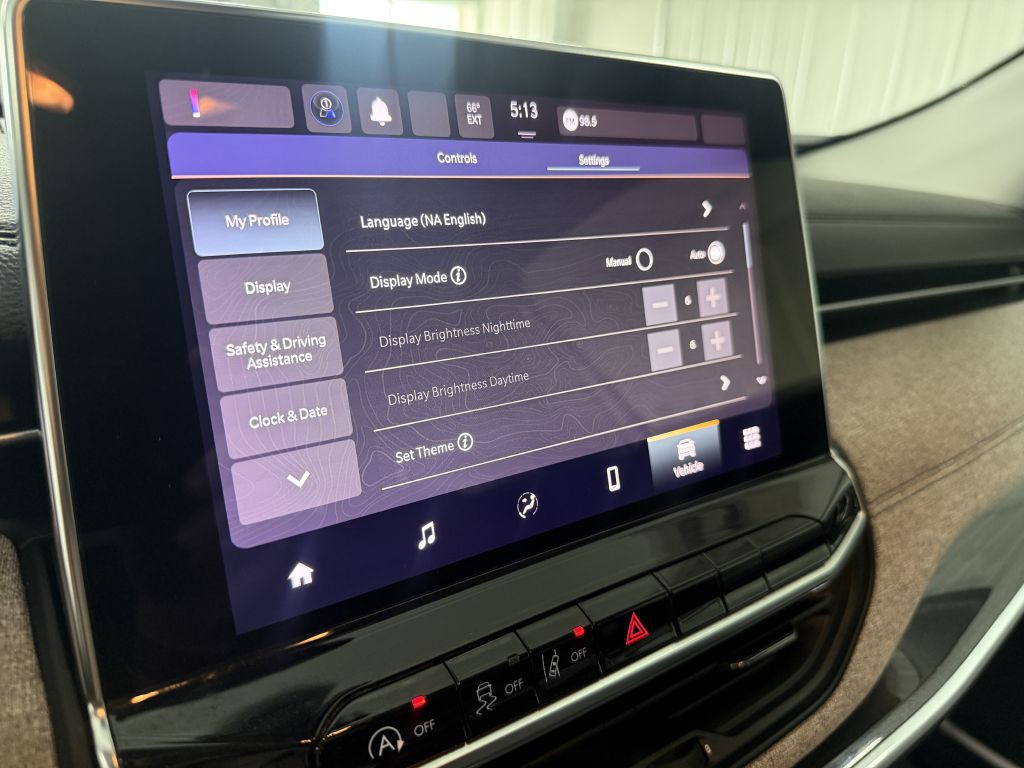2022 Jeep Compass Image 16