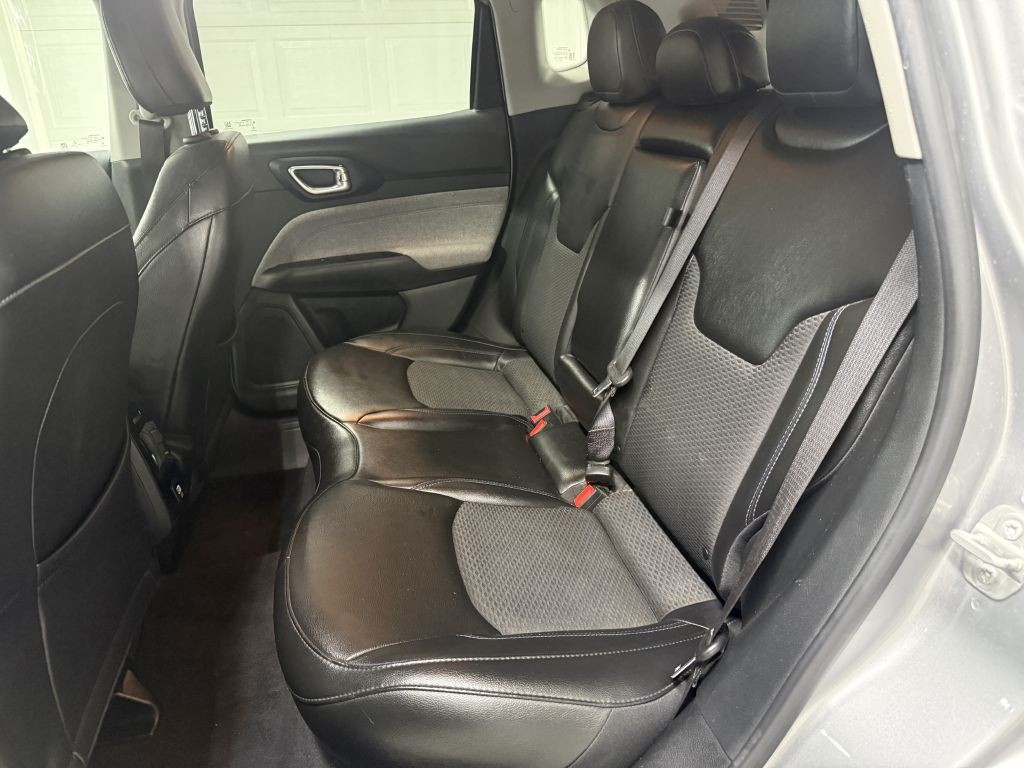 2022 Jeep Compass Image 22