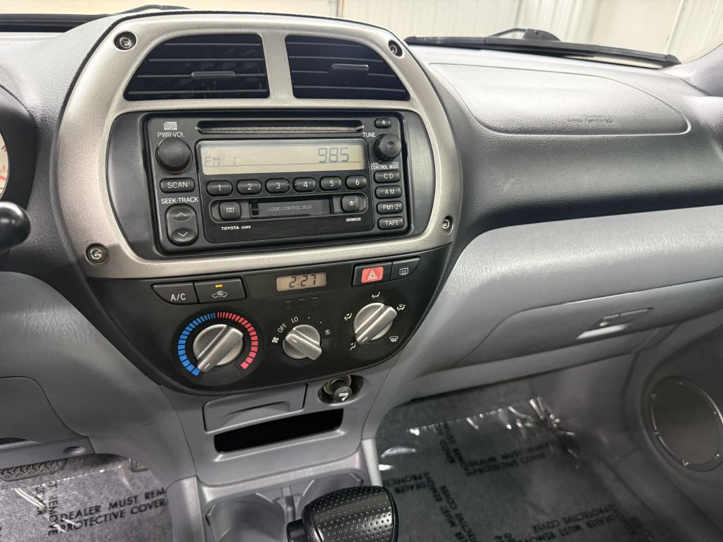 2002 Toyota Rav4 Image 12