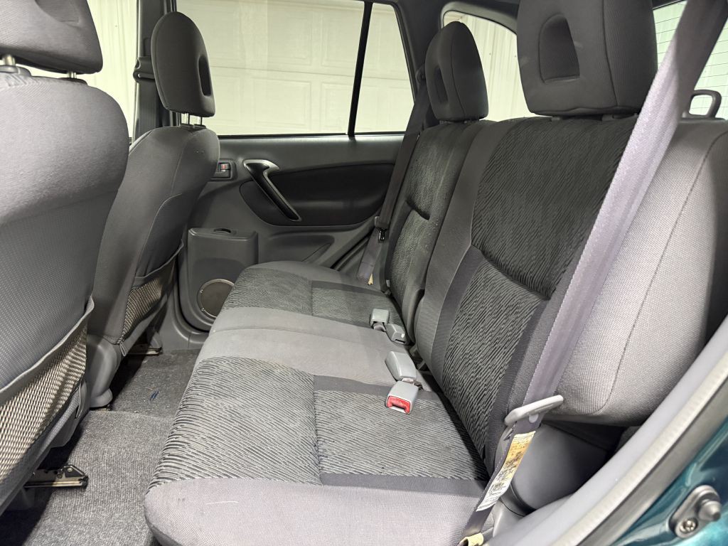 2002 Toyota Rav4 Image 18
