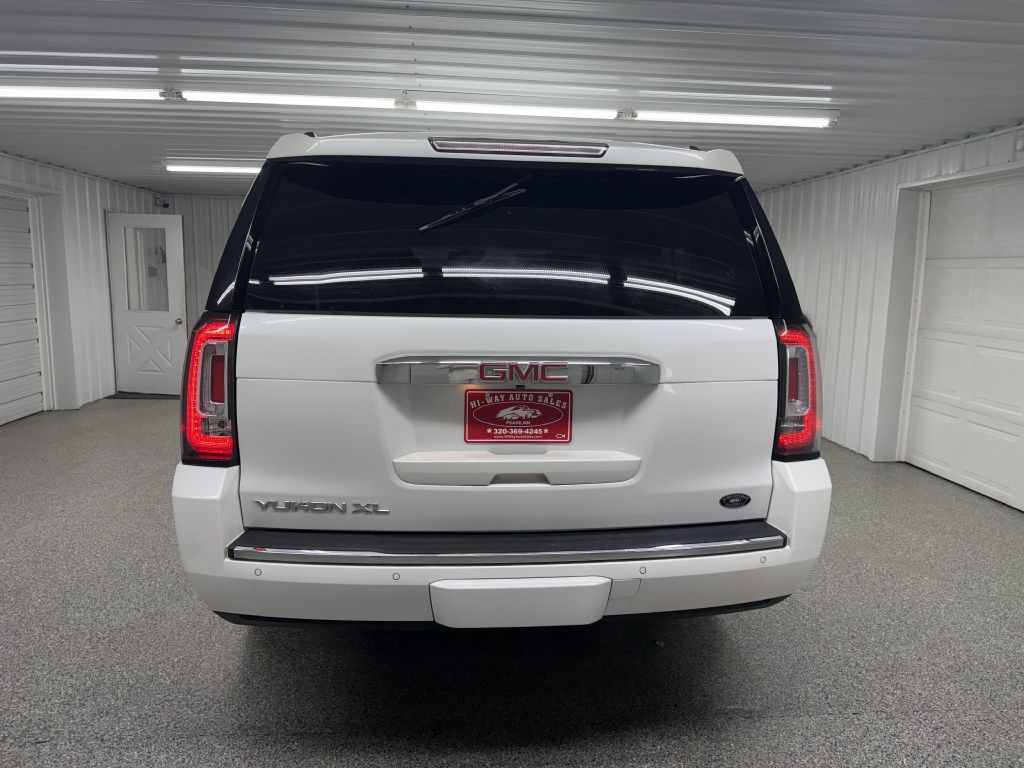 2020 GMC Yukon Image 6