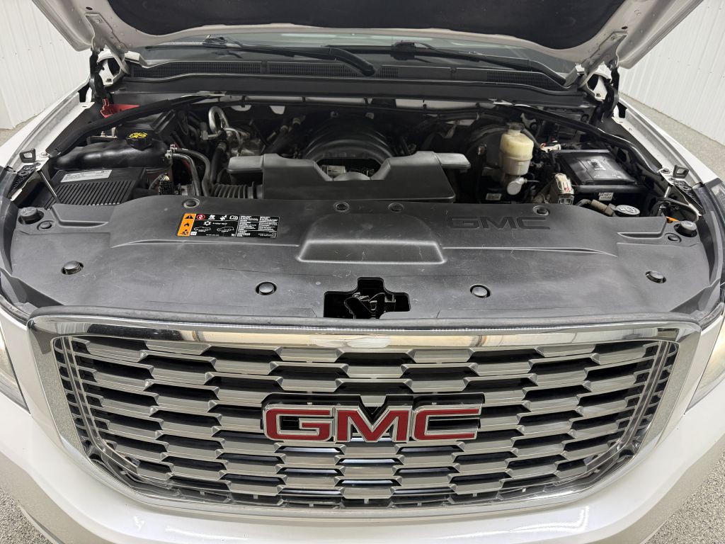 2020 GMC Yukon Image 47