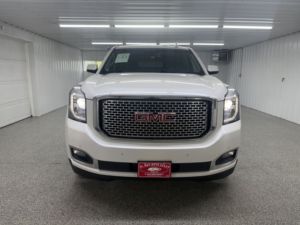 2016 GMC Yukon Image 3
