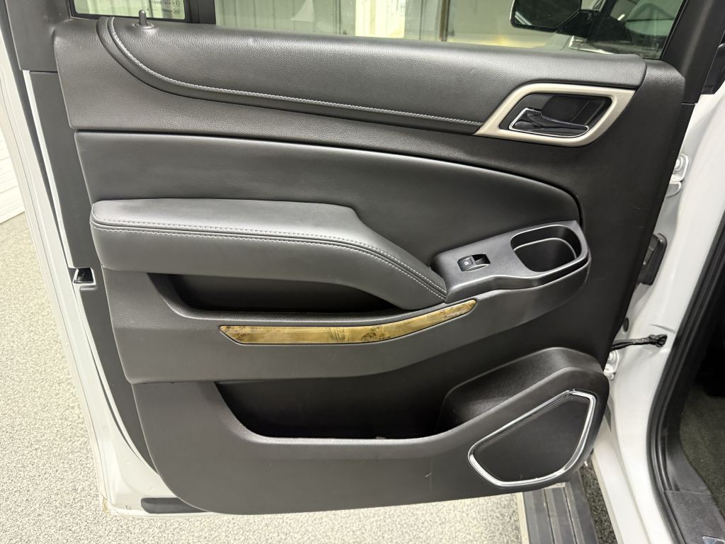 2016 GMC Yukon Image 32