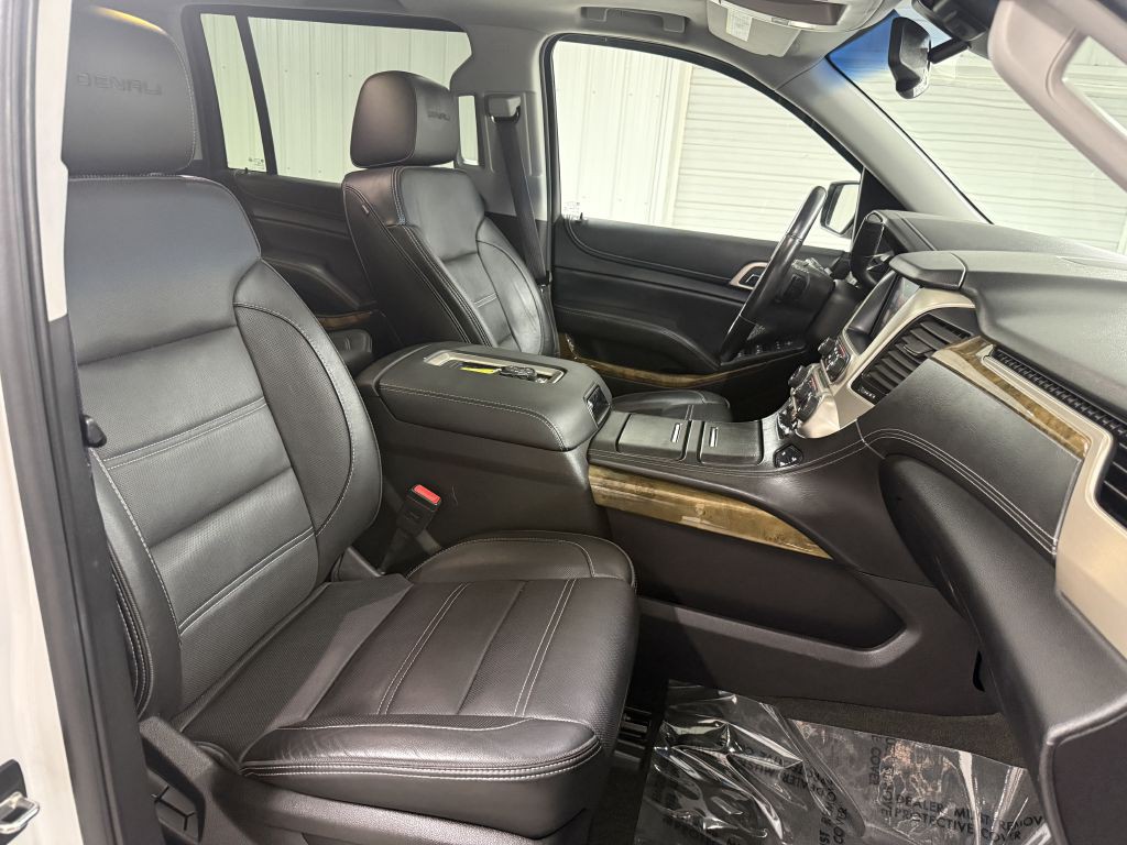 2016 GMC Yukon Image 44