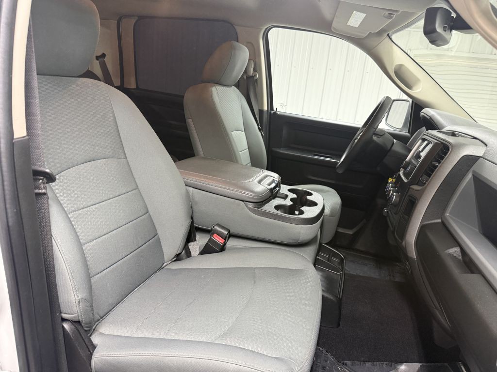 2019 RAM 1500 Image 35