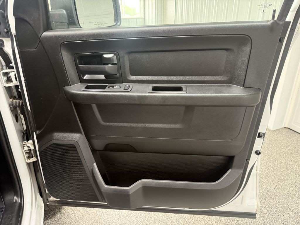 2019 RAM 1500 Image 37