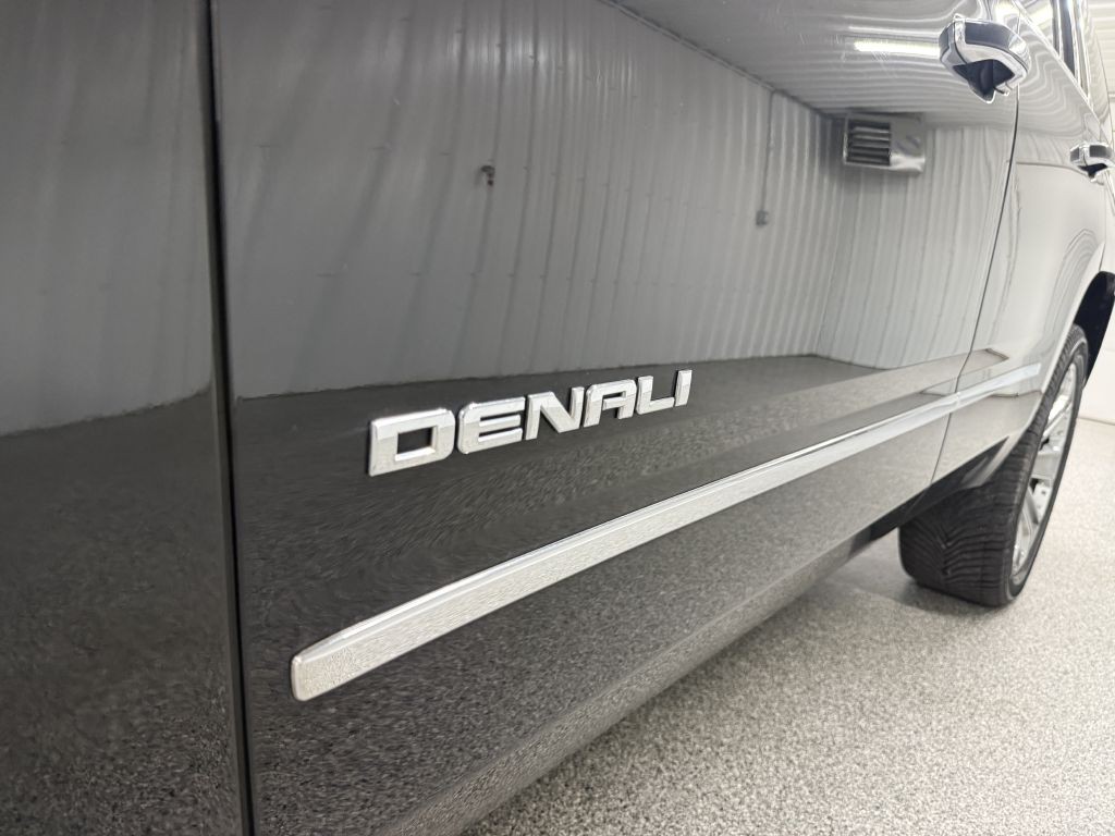 2015 GMC Yukon Image 8