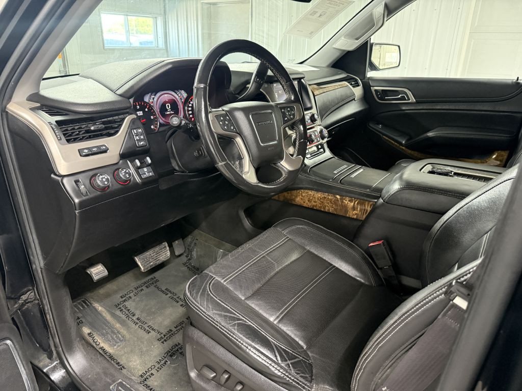 2015 GMC Yukon Image 11