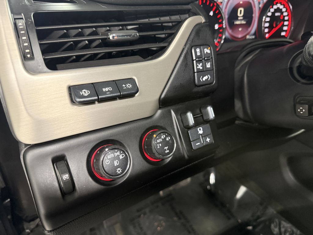 2015 GMC Yukon Image 12