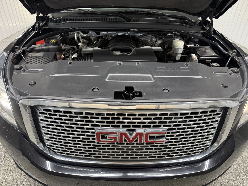 2015 GMC Yukon Image 44