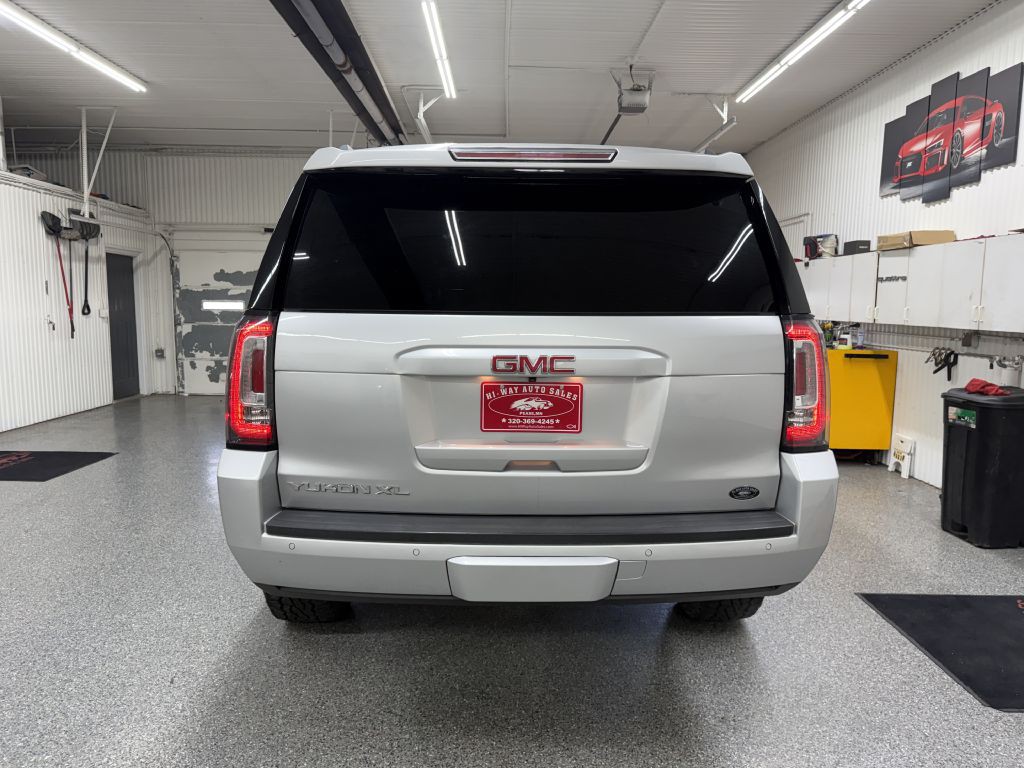 2020 GMC Yukon Image 6