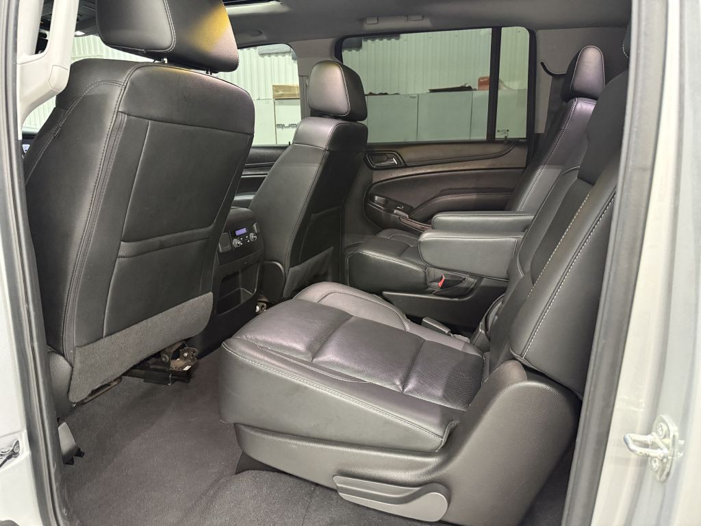 2020 GMC Yukon Image 33