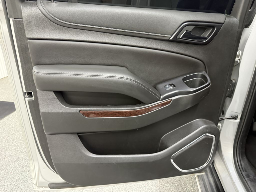 2020 GMC Yukon Image 38