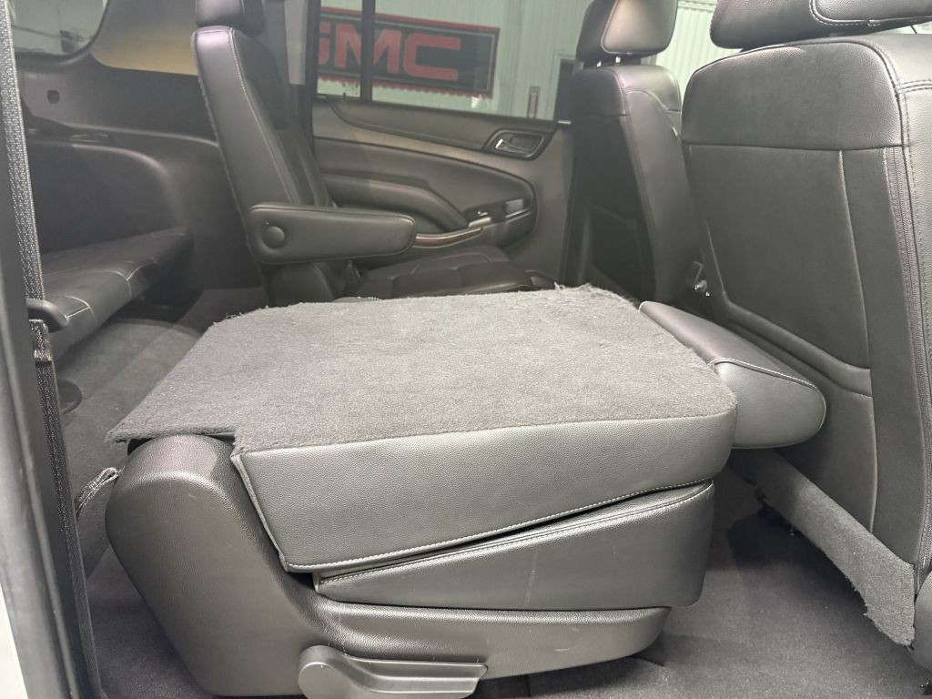 2020 GMC Yukon Image 44