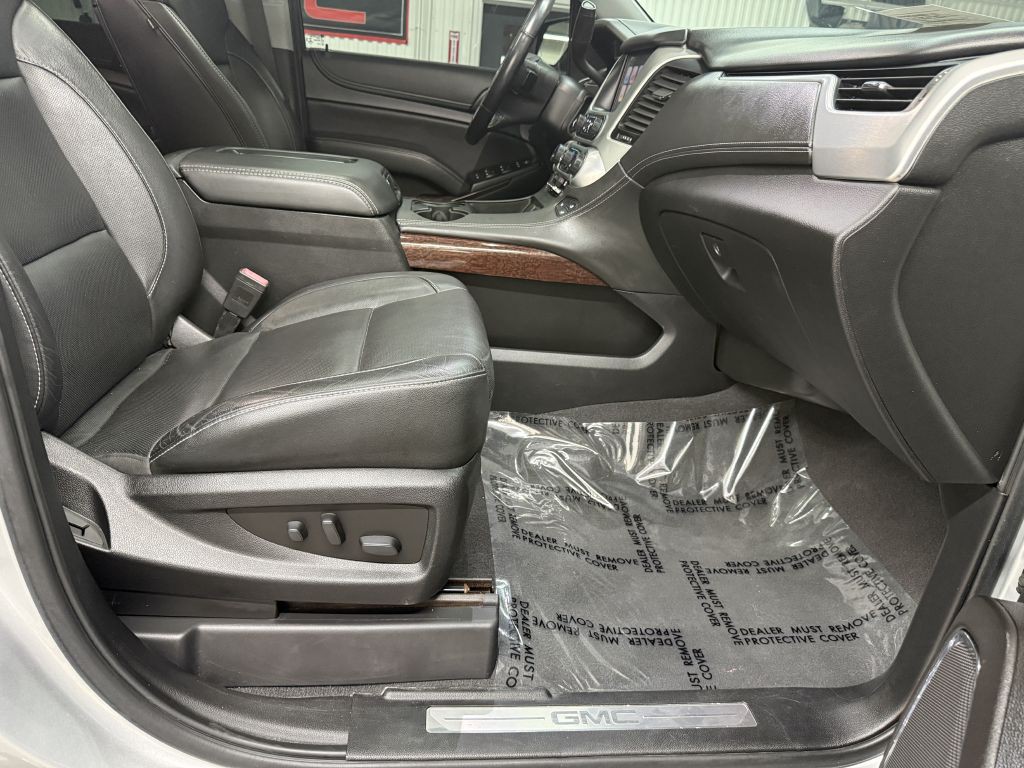 2020 GMC Yukon Image 47