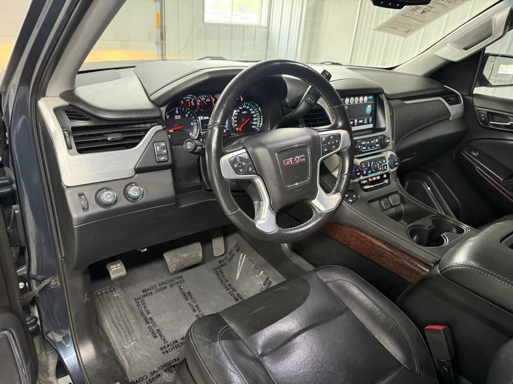 2020 GMC Yukon Image 17
