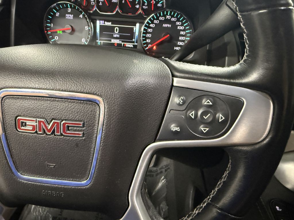 2020 GMC Yukon Image 26