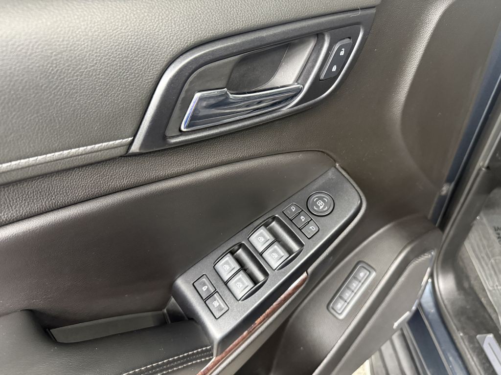 2020 GMC Yukon Image 28