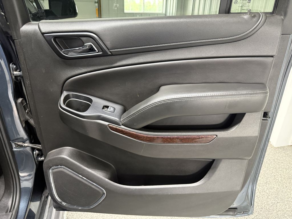 2020 GMC Yukon Image 43