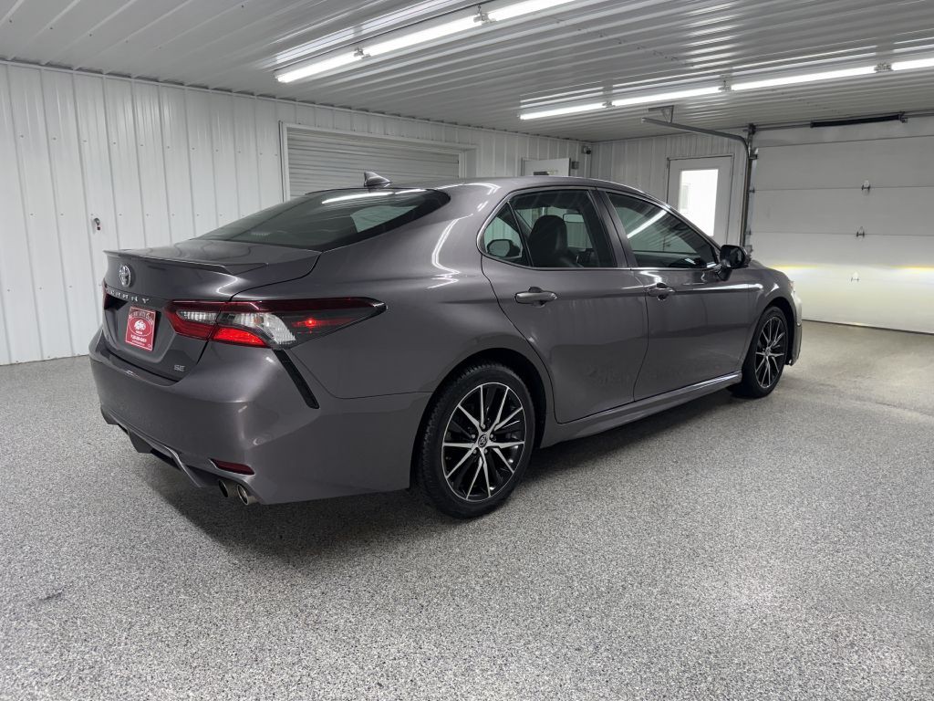 2021 Toyota Camry Image 6