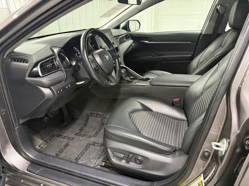 2021 Toyota Camry Image 8