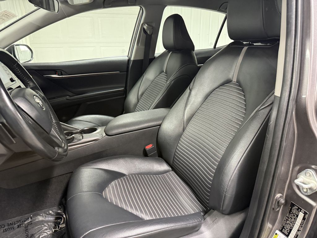 2021 Toyota Camry Image 10