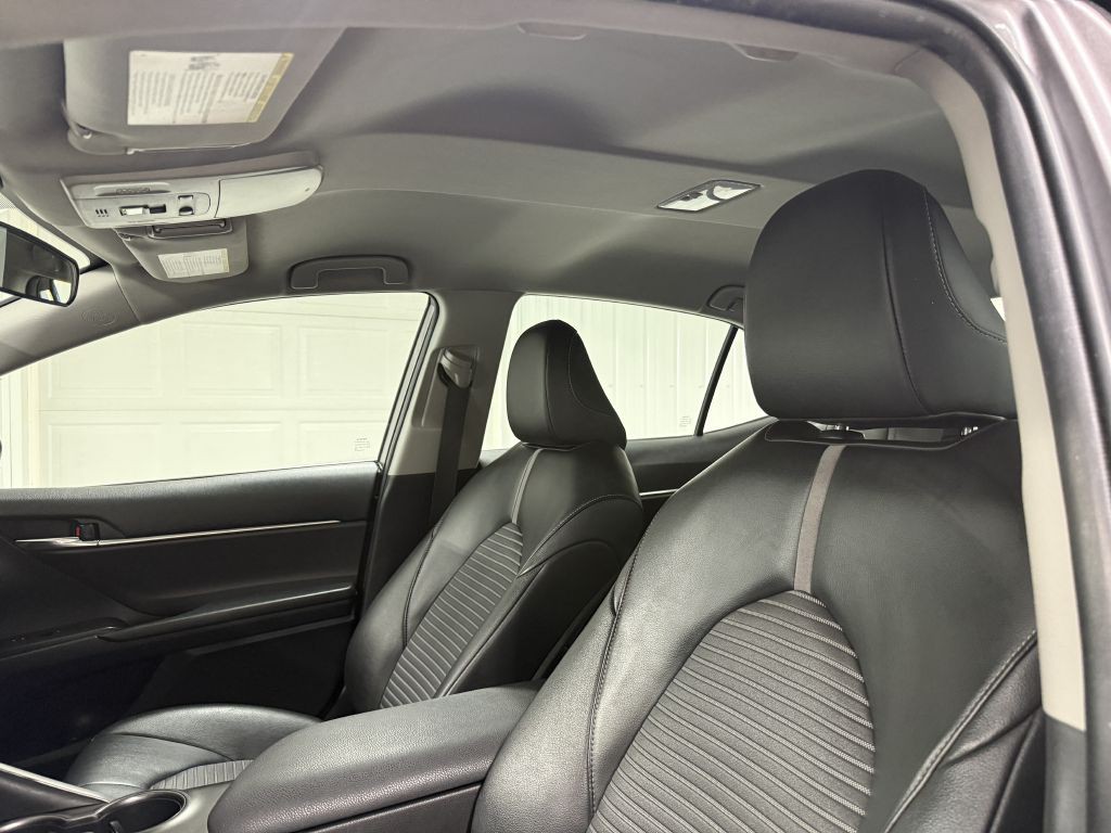 2021 Toyota Camry Image 11