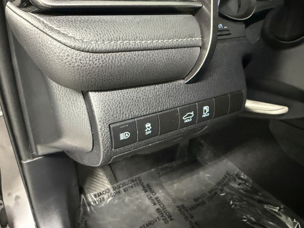 2021 Toyota Camry Image 14