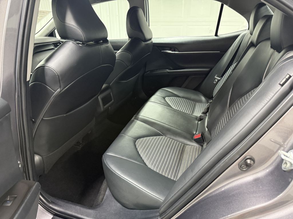 2021 Toyota Camry Image 24