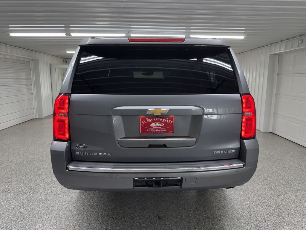 2019 Chevrolet Suburban Image 6