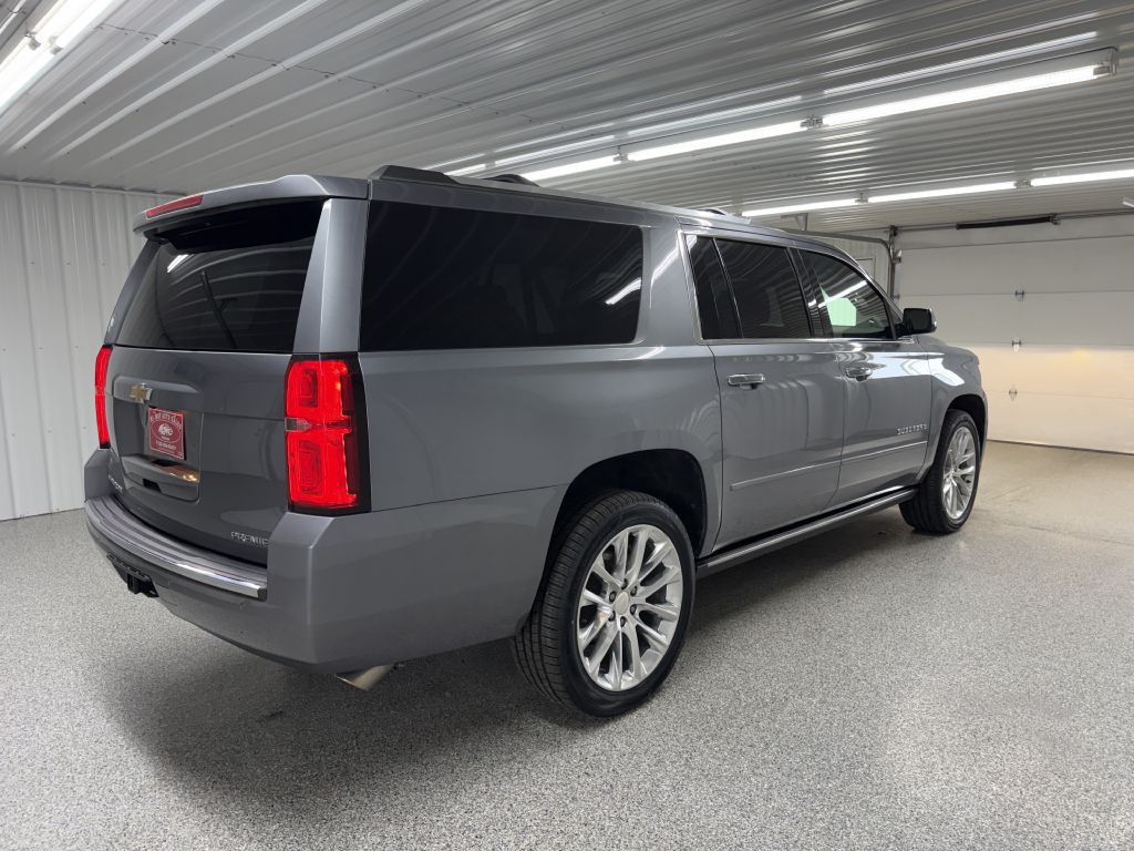 2019 Chevrolet Suburban Image 7