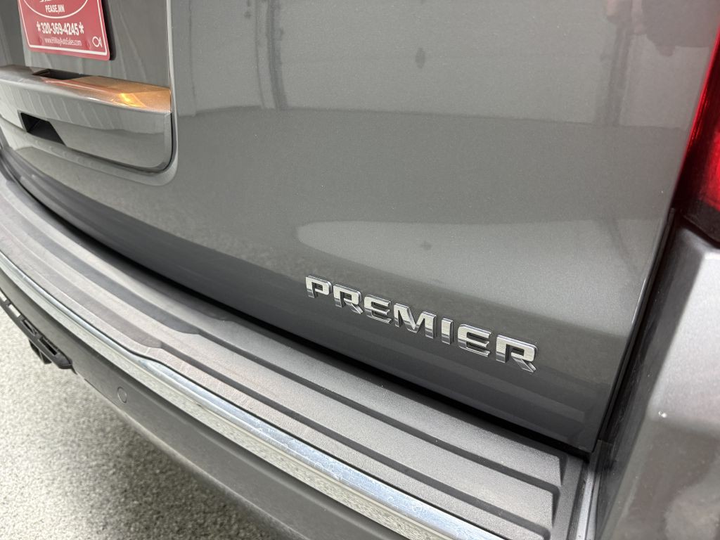 2019 Chevrolet Suburban Image 8