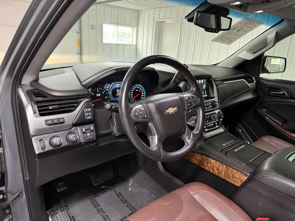 2019 Chevrolet Suburban Image 16