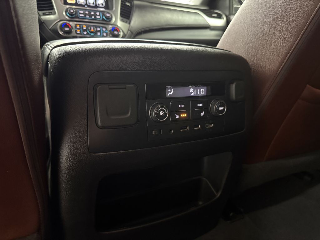 2019 Chevrolet Suburban Image 34