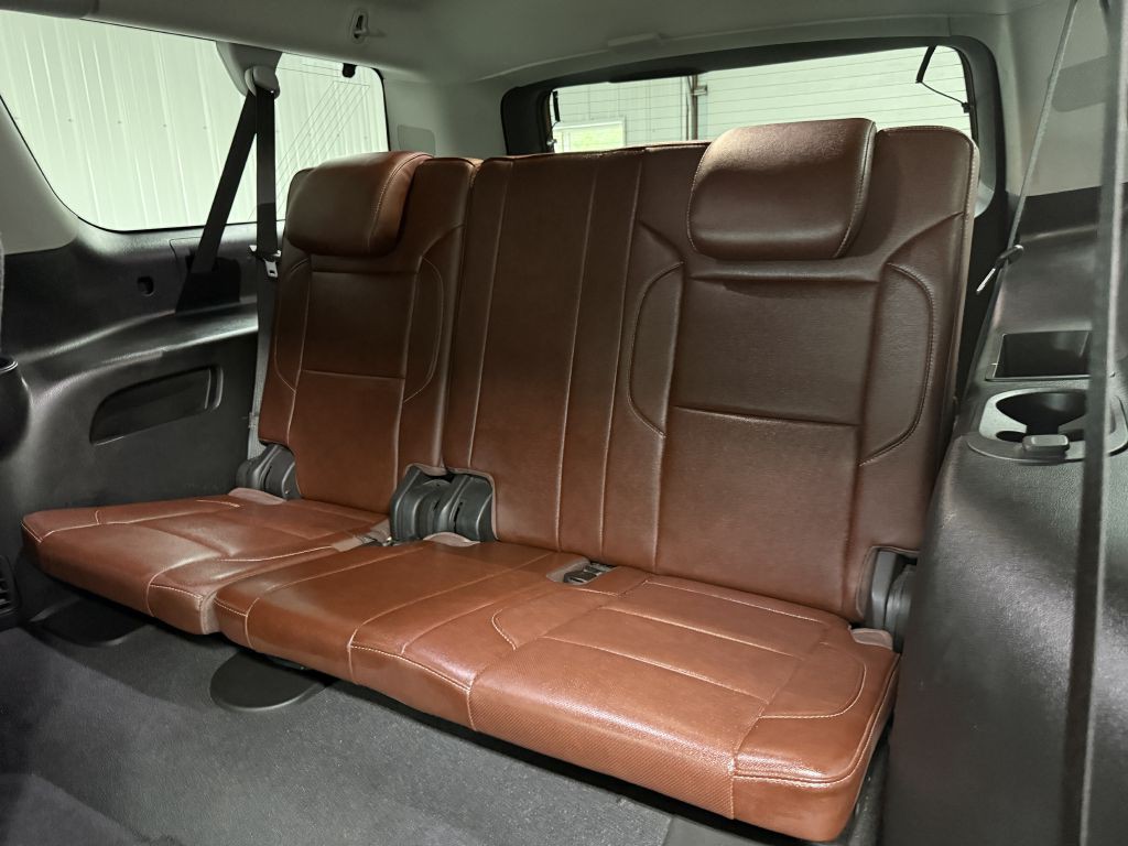 2019 Chevrolet Suburban Image 36