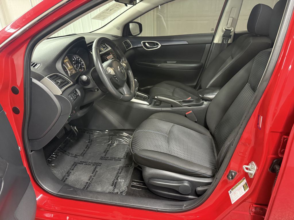 2017 Nissan Sentra Image 8