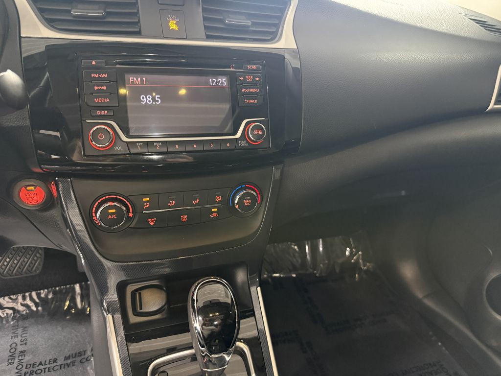 2017 Nissan Sentra Image 15