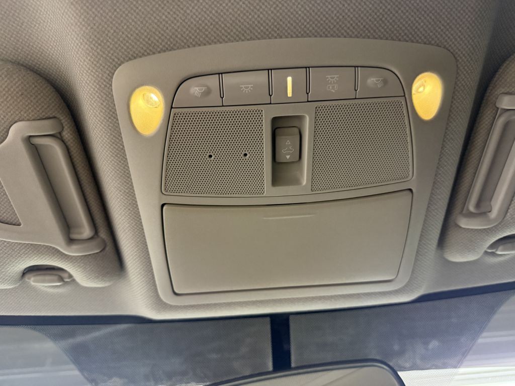 2017 Nissan Sentra Image 18