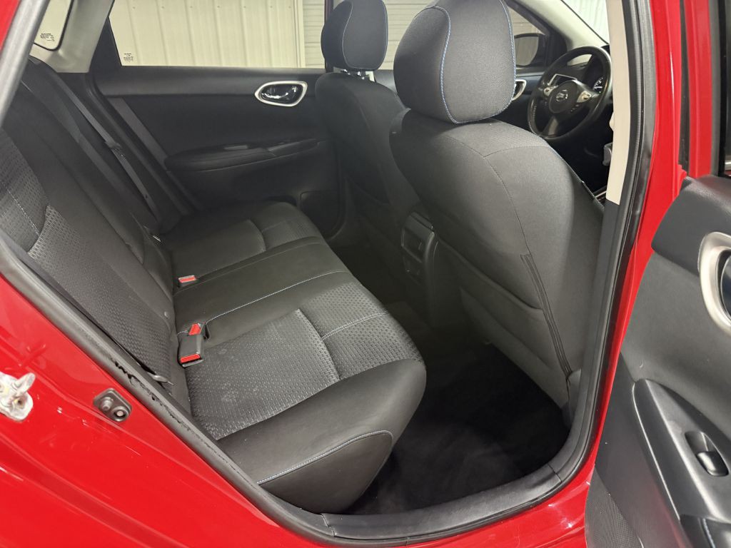 2017 Nissan Sentra Image 26