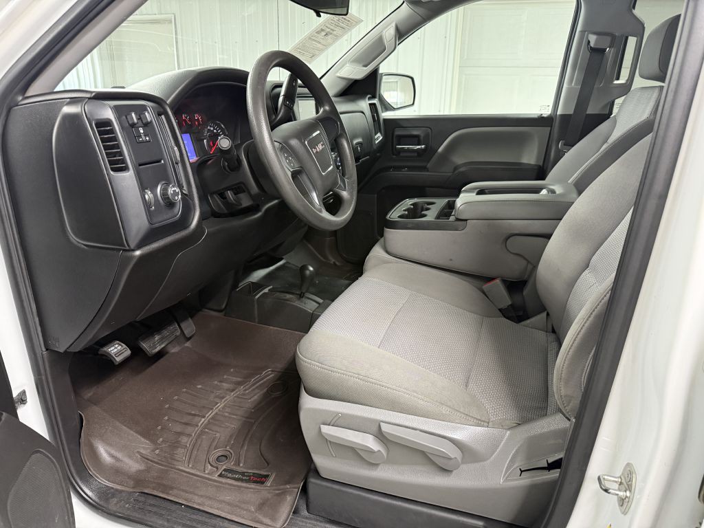 2018 GMC Sierra Image 8