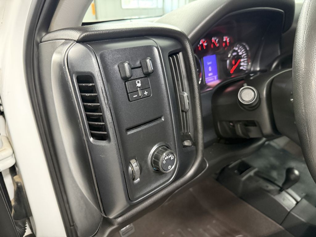 2018 GMC Sierra Image 11