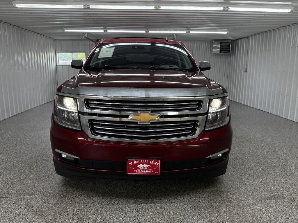 2018 Chevrolet Suburban Image 3