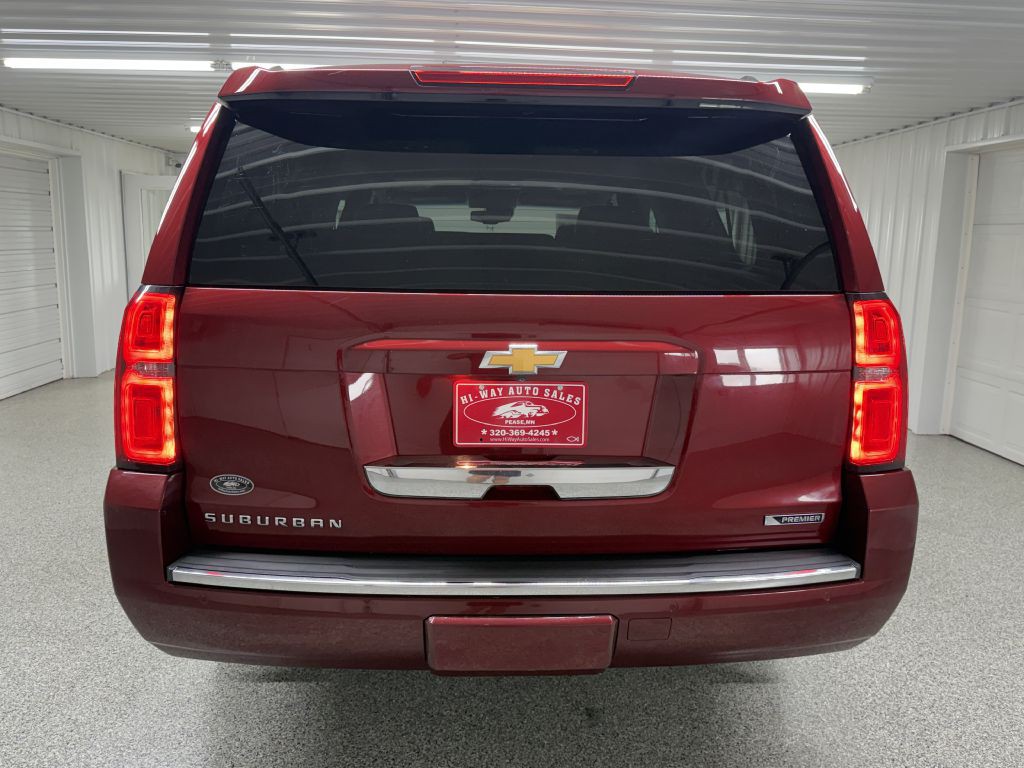 2018 Chevrolet Suburban Image 6