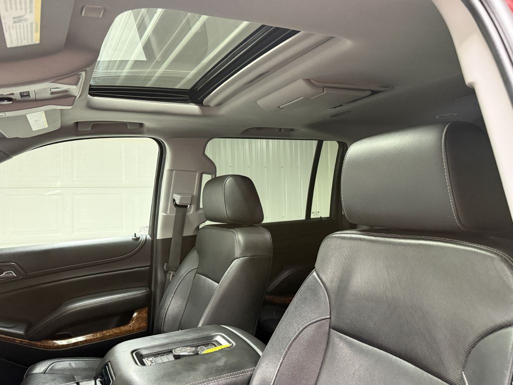 2018 Chevrolet Suburban Image 10