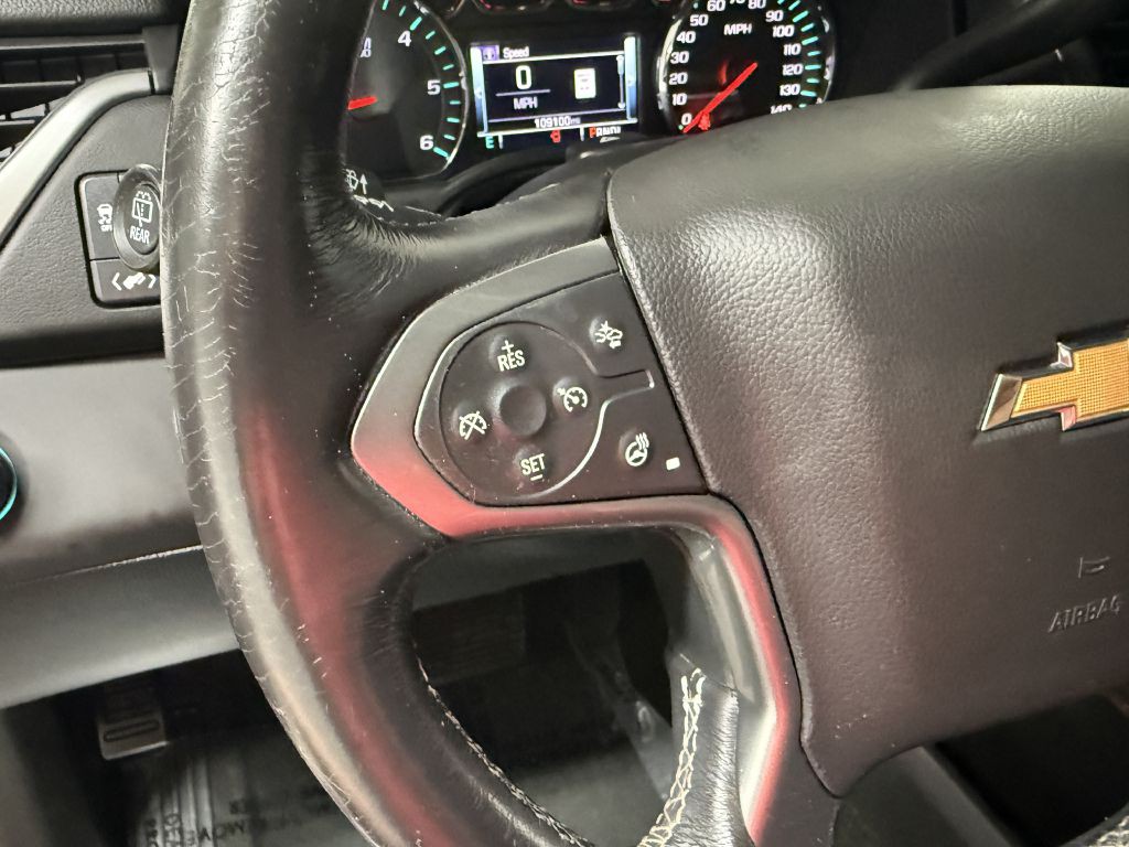 2018 Chevrolet Suburban Image 17